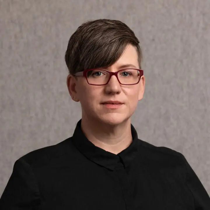 Headshot of Erin Fox
