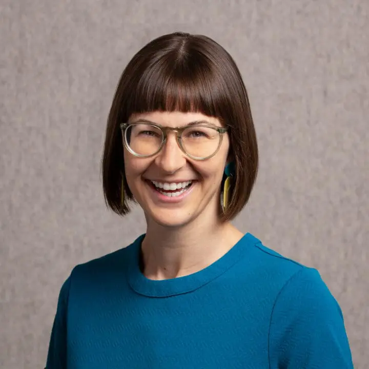Headshot of Hannah Silver