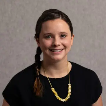 Headshot of Libby Corliss